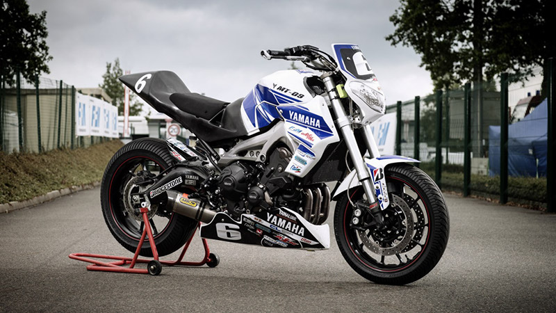 MT09-course2-Magny-Cours (8)